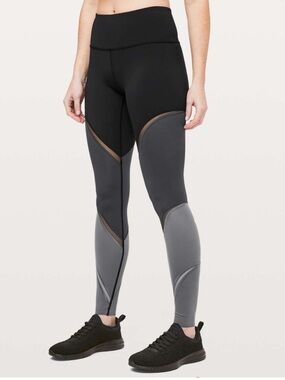 Lululemon Women’s Colour Me Ombre Tight Legging in a size 8